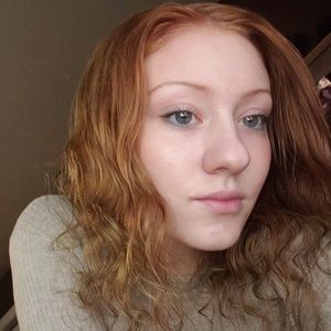 Meet your Posher, Kendra